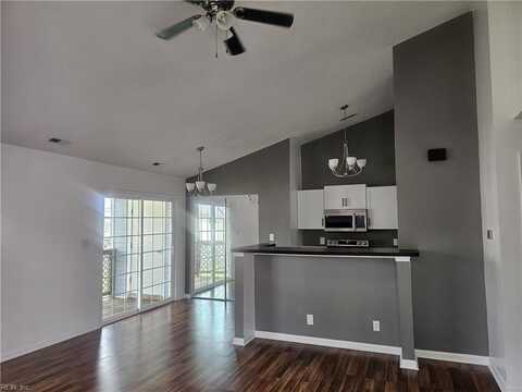31 Lyford Key, Hampton, VA 23666