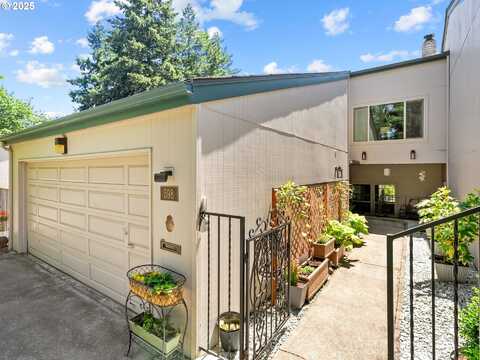 598 SALEM HEIGHTS AVE, Salem, OR 97302