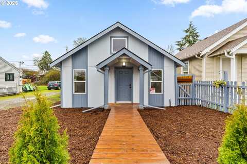 930 HOLLY ST, Junction City, OR 97448