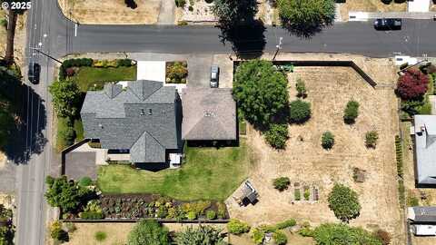 5795 SE DRAKE RD, Hillsboro, OR 97123