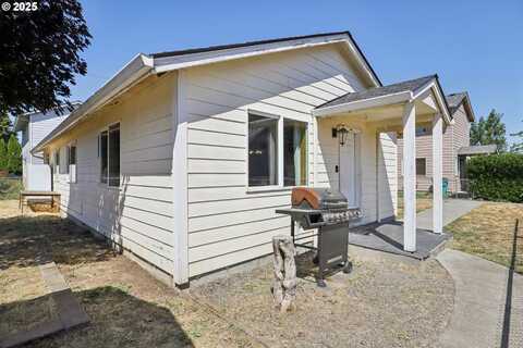 911 NE TENNEY RD, Vancouver, WA 98685