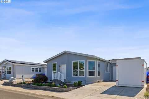 701 ORIENTAL CT, Molalla, OR 97038