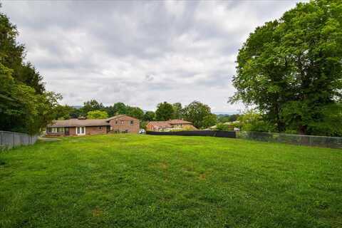 2779 Hillbrook DR, Roanoke, VA 24018