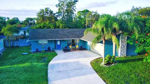 318 SE Bayview Terrace, Port Saint Lucie, FL 34953