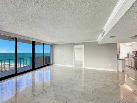 4200 N Ocean Drive, Singer Island, FL 33404