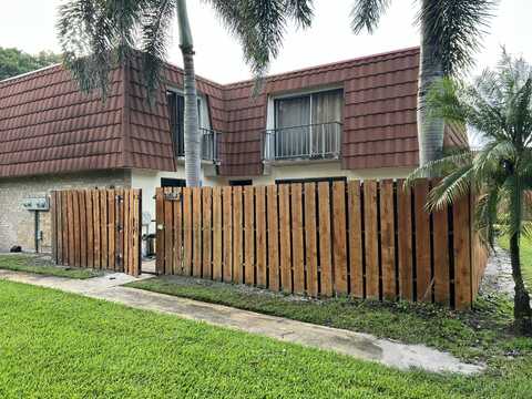 3216 Spanish Wells Drive, Delray Beach, FL 33445