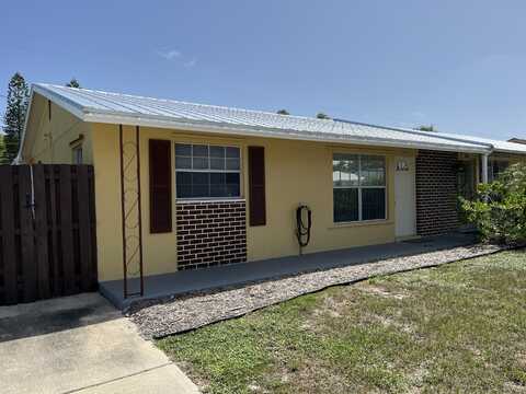 2290 NE Rustic Way, Jensen Beach, FL 34957