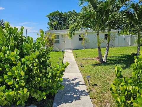 315 W 10th Boulevard, Boynton Beach, FL 33435
