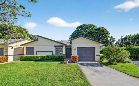 10 Ridge Point Drive, Boynton Beach, FL 33435