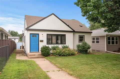 1205 8th Avenue S, South Saint Paul, MN 55075