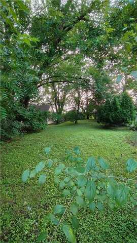 4673 Geneva Avenue N, Oakdale, MN 55128