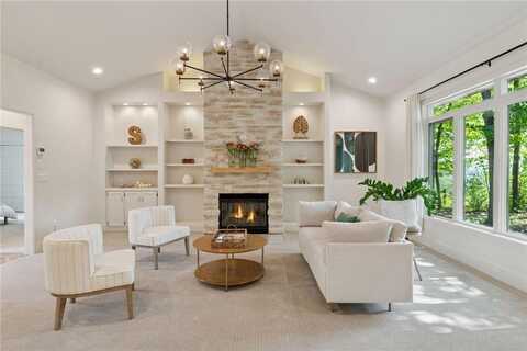 820 Vineland Court, Chanhassen, MN 55317