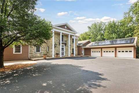 3646 Labore Road, Gem Lake, MN 55110