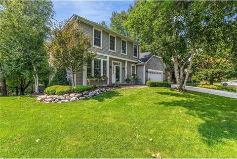 8656 Endicott Trail, Eden Prairie, MN 55347