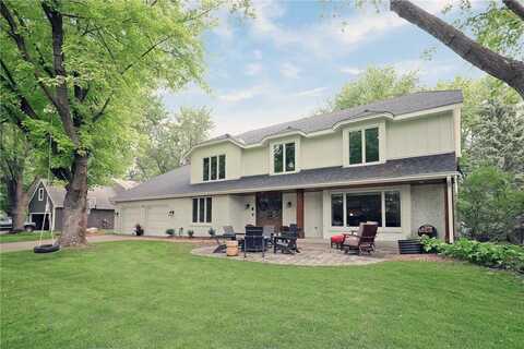 17930 2nd Avenue N, Plymouth, MN 55447
