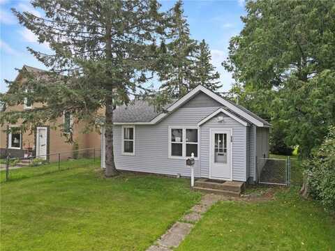 620 F Street NE, Brainerd, MN 56401