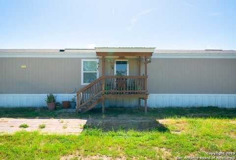 720 Sanches, Pleasanton, TX 78064