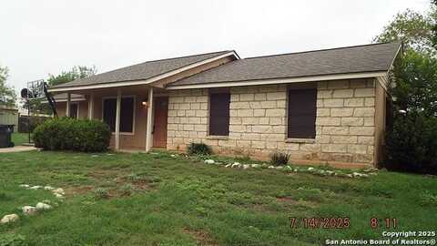 126 hillcrest, La Vernia, TX 78121