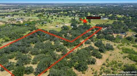 669 County Road 768, Devine, TX 78016