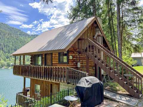 3049 Deep Lake North Shore Way, Colville, WA 99114