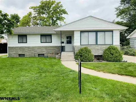 2806 AVENUE H, Scottsbluff, NE 69361