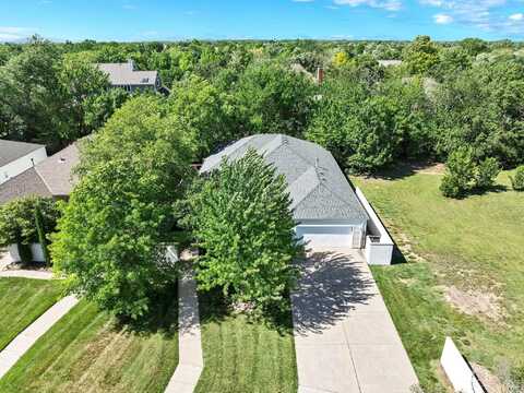 12510 E Killarney St, Wichita, KS 67206