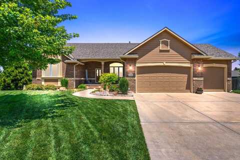 630 N Thoroughbred Ct, Wichita, KS 67235