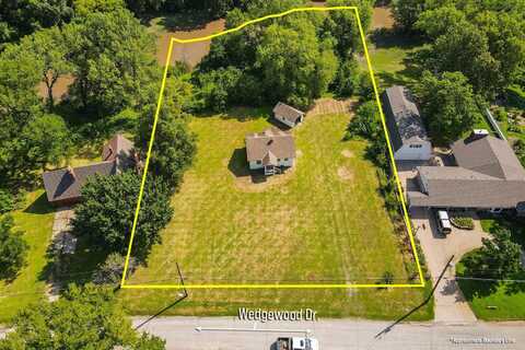 2926 N Wedgewood, Wichita, KS 67204