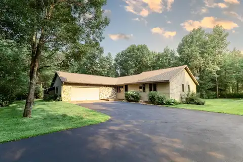 4930 Wilderness Lane, Wisconsin Rapids, WI 54494