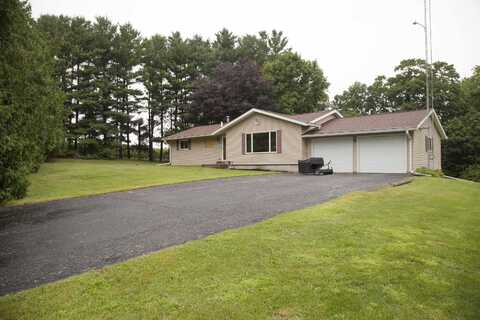 3226 Baker Ford Road, Platteville, WI 53818