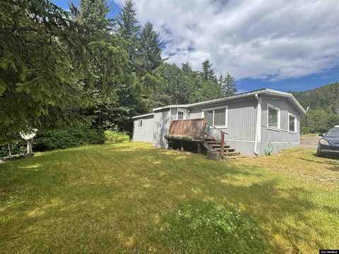 478 Airport Road, Hoonah, AK 99829