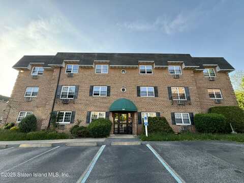 416 Maryland Avenue, Staten Island, NY 10305