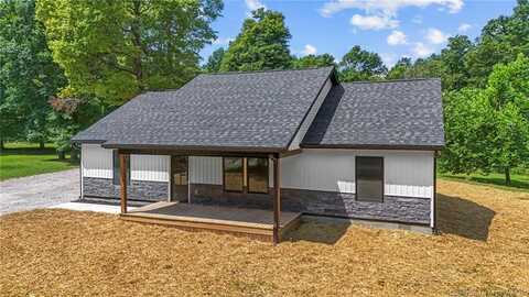 3881 N Hickory Hills Lane, Austin, IN 47102