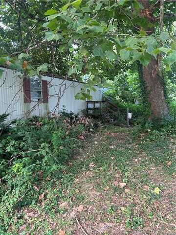 1107 Emery Lane, Clarksville, IN 47129