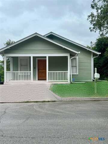 367 S Academy Avenue, New Braunfels, TX 78130