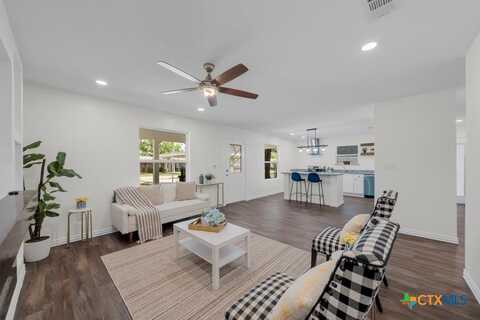 924 E TITUS, Mexia, TX 76667