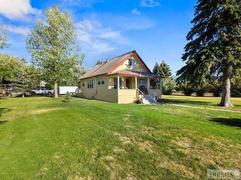 3133 N 3350 W, Moore, ID 83255