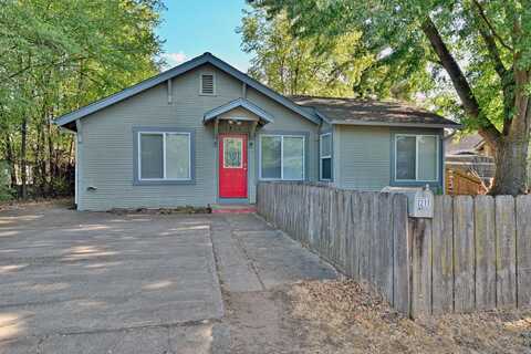 1211 Locust Street, Medford, OR 97501