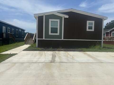10683 Rustling Dr, Conroe, TX 77303