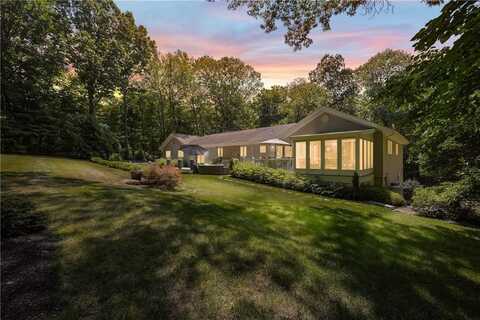 420 Chesnut Street, Seekonk, MA 02771