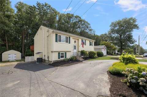 40 ROCKCREST Drive, Cranston, RI 02920