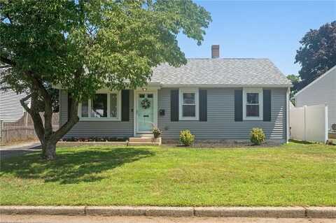 25 Elmcrest Drive, Pawtucket, RI 02861