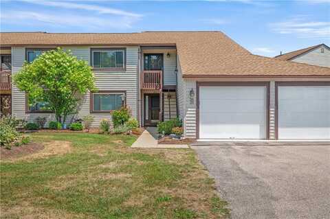 30 Sweet Meadows Court, Narragansett, RI 02882