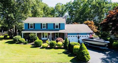 8 Winterberry Drive, Coventry, RI 02816