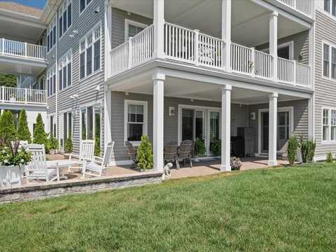 7 Compass Way, Westerly, RI 02891
