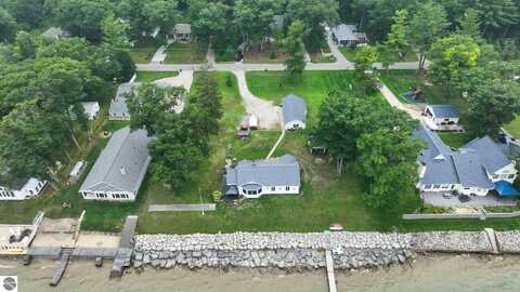 1527 Douglas Drive, Tawas City, MI 48763