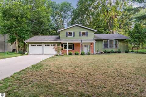 1303 Bayberry Lane, Midland, MI 48640