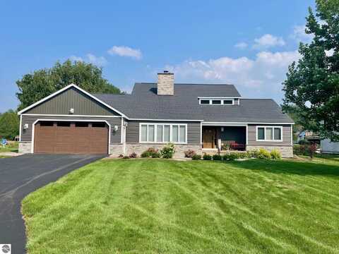 6705 W Harbor Drive, Elk Rapids, MI 49629