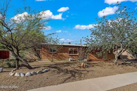 525 E Muriel Place, Tucson, AZ 85704