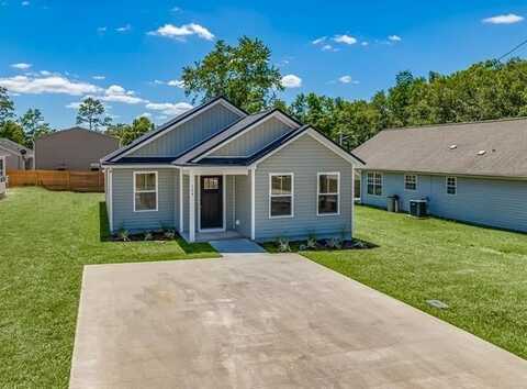 84 Merwyn Drive, Crawfordville, FL 32327